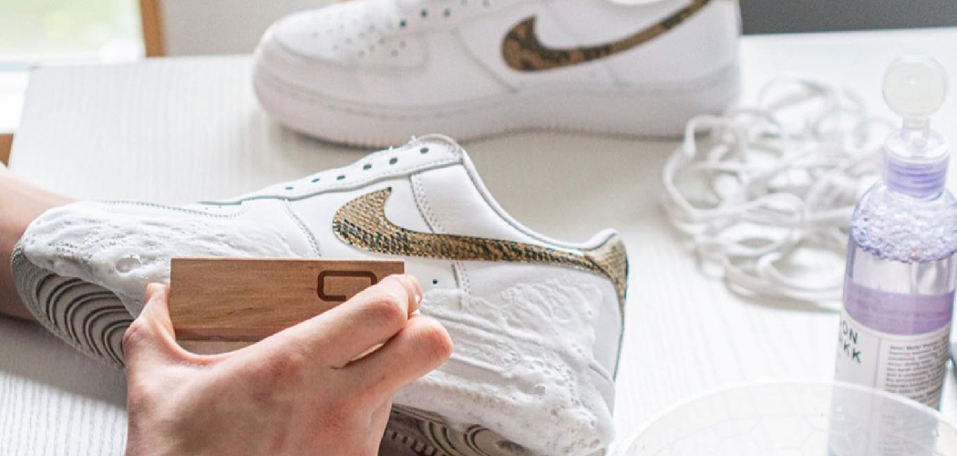 How to Get White Canvas Shoes White Again with Ease